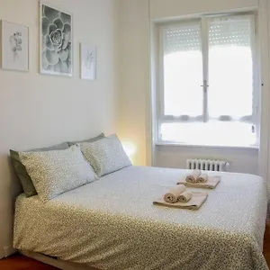  Appartamento House - 20 Min From Center, Free Wifi And Private Parking